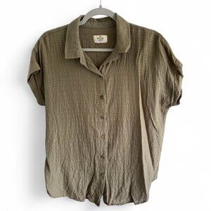 Marine Layer Dana Short Sleeve Shirt in Olive Shadow Stripe - Size Small